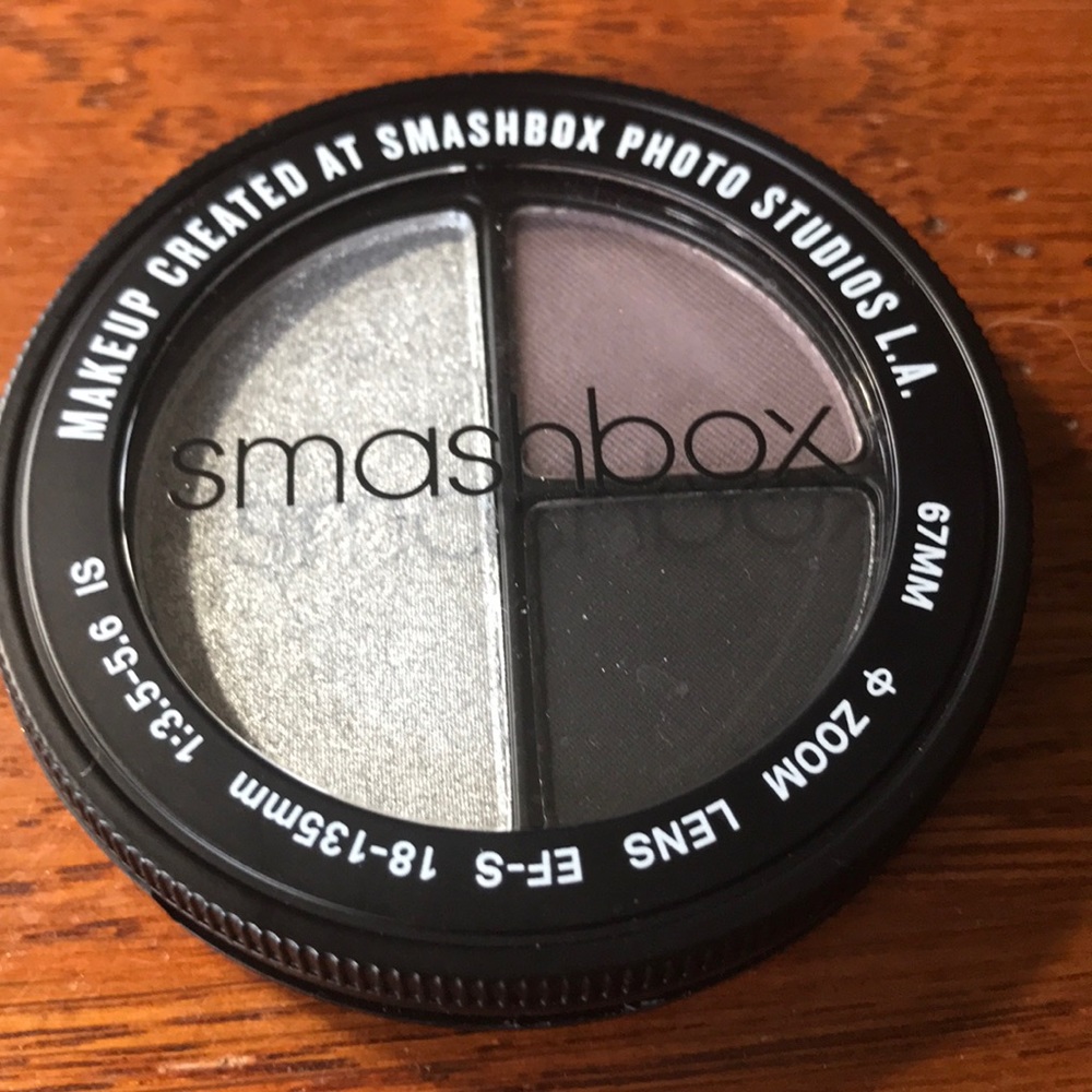 COPY - Smashbox eyeshadow trio